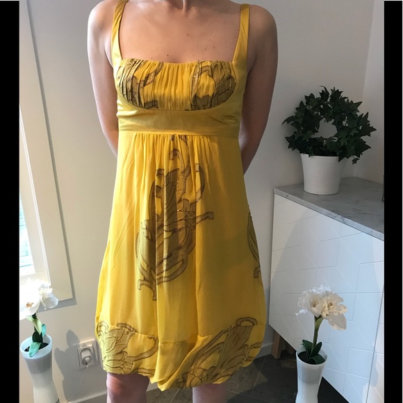 Silk dress Nicole Miller Yellow Metallic Floral - Picture 2 of 9